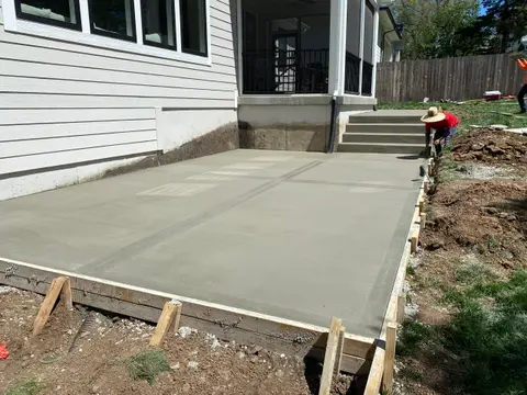 Outdoor patio concrete slab installation
